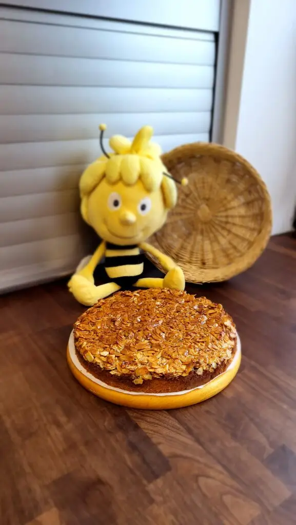 Honigkuchen mit Biene